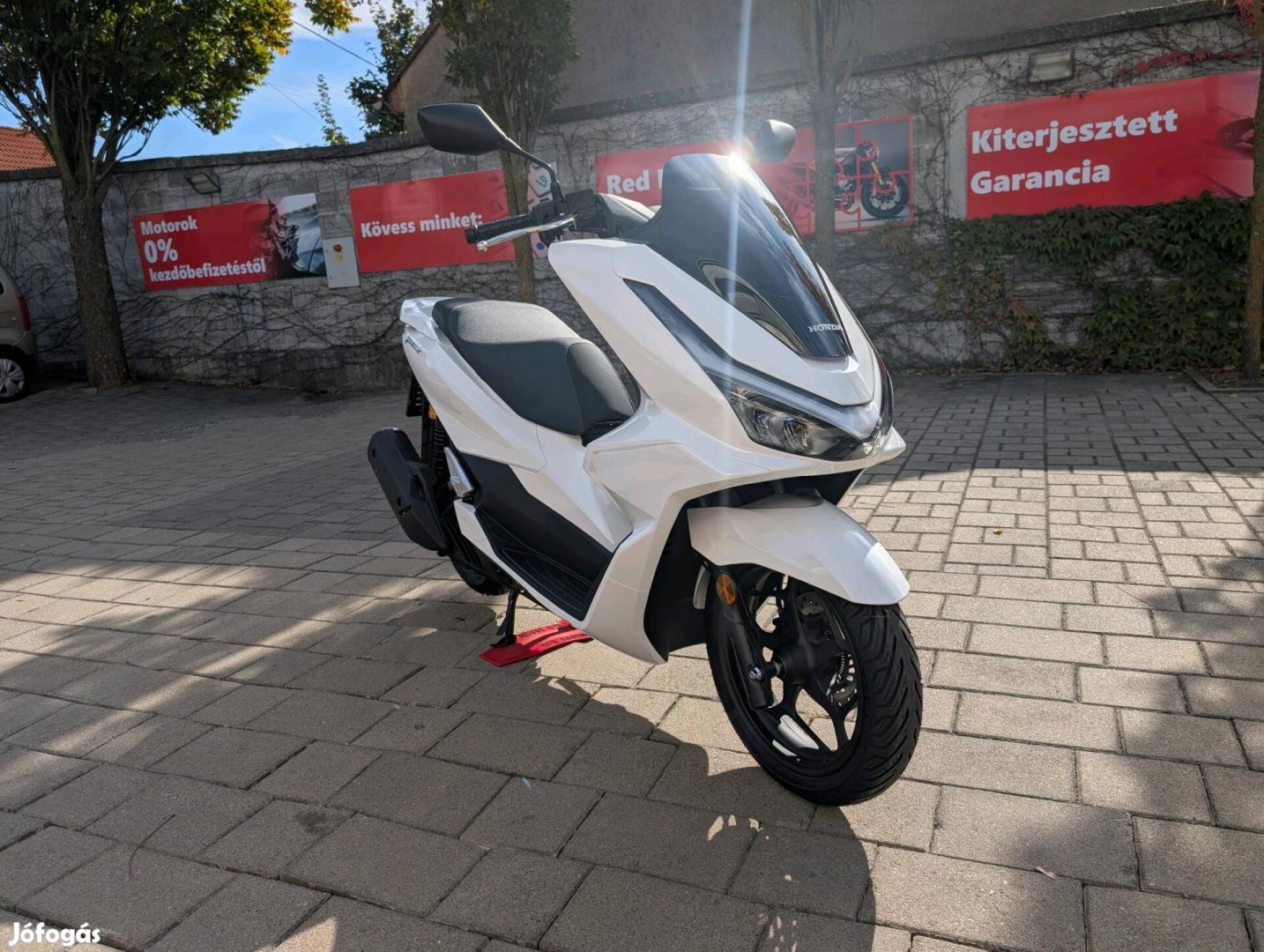 Honda PCX 125 6 év kiterjesztett gyártói jótáll...
