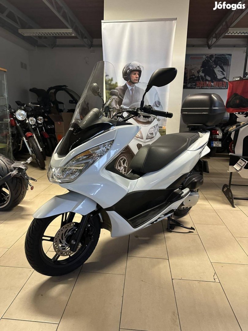 Honda PCX 125 Mo.i/Teljesen gyári/Karcmentes/Pl...