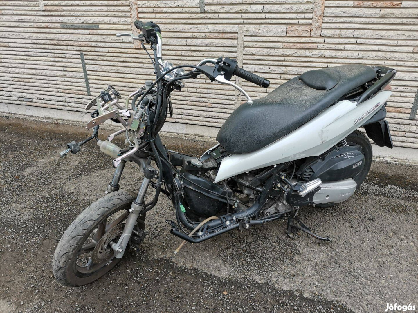 Honda PCX 150 bontás