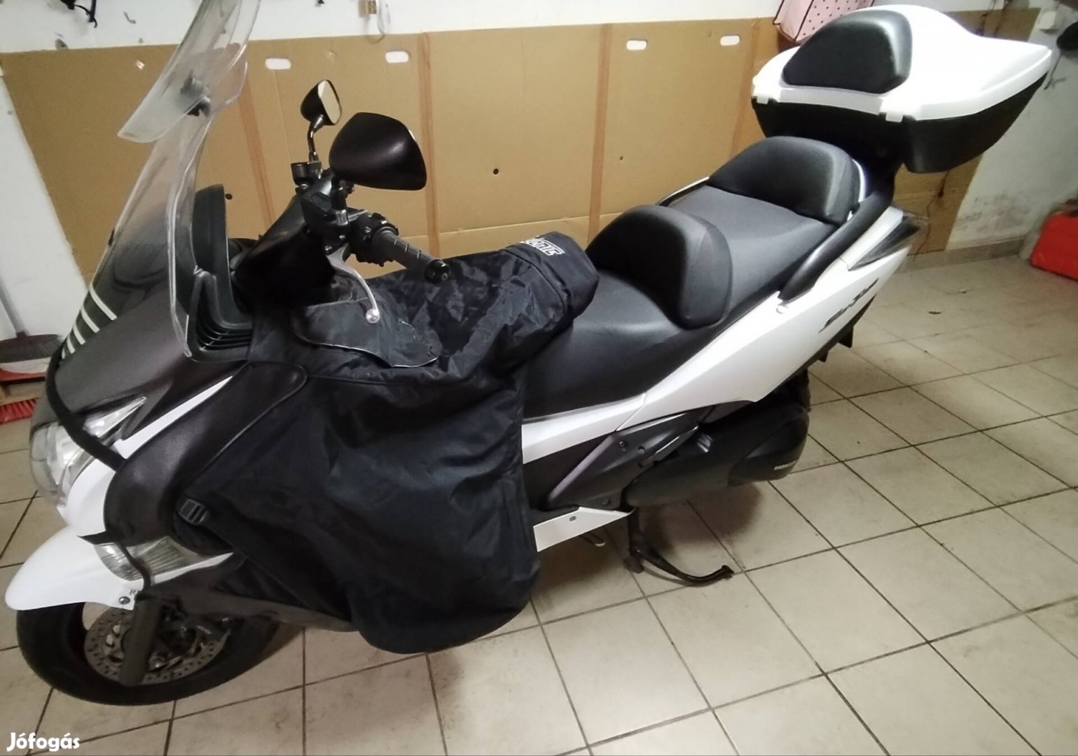 Honda SW-T tucano, lábtakaró, láb védő 