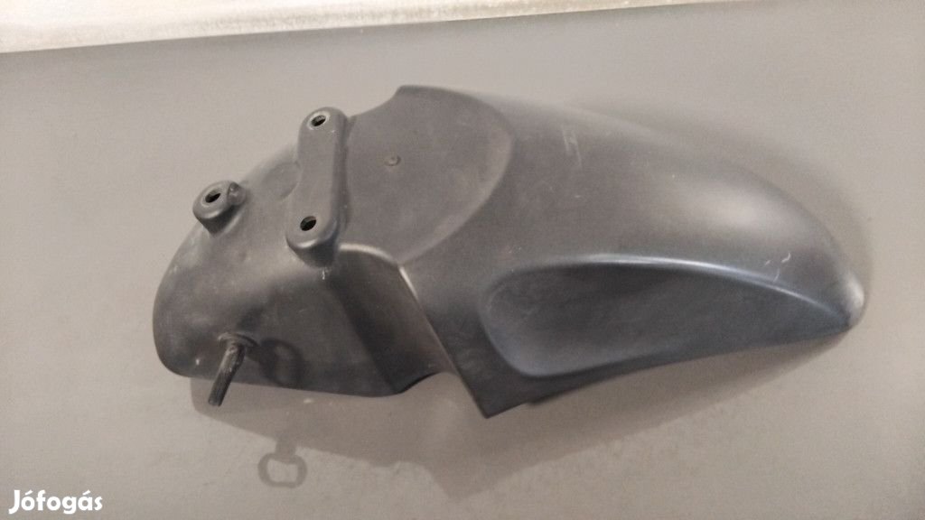 Honda Sh 125 - Első sárvédő - 61100-KTF-9800