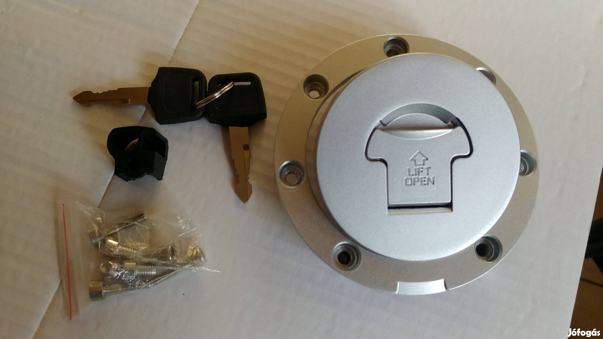 Honda Tank betöltő tanksapka kulcs csavarok komplett készlet