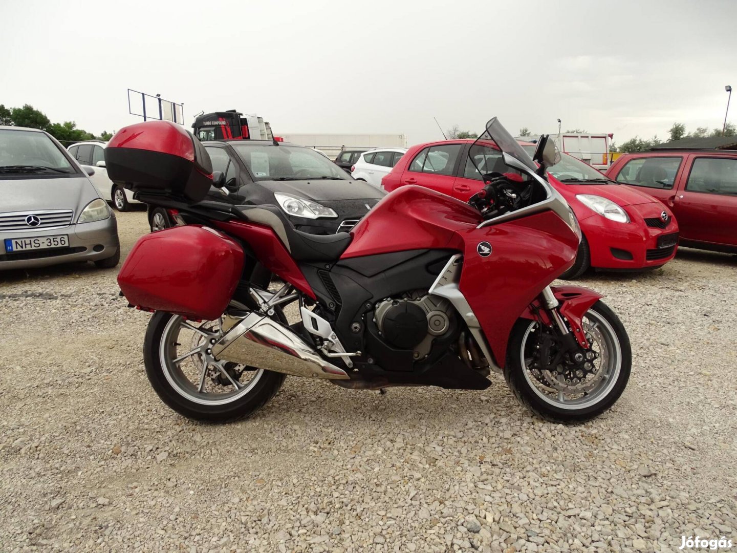 Honda VFR 1200 F Auto-Motor Csere-Beszámítás!