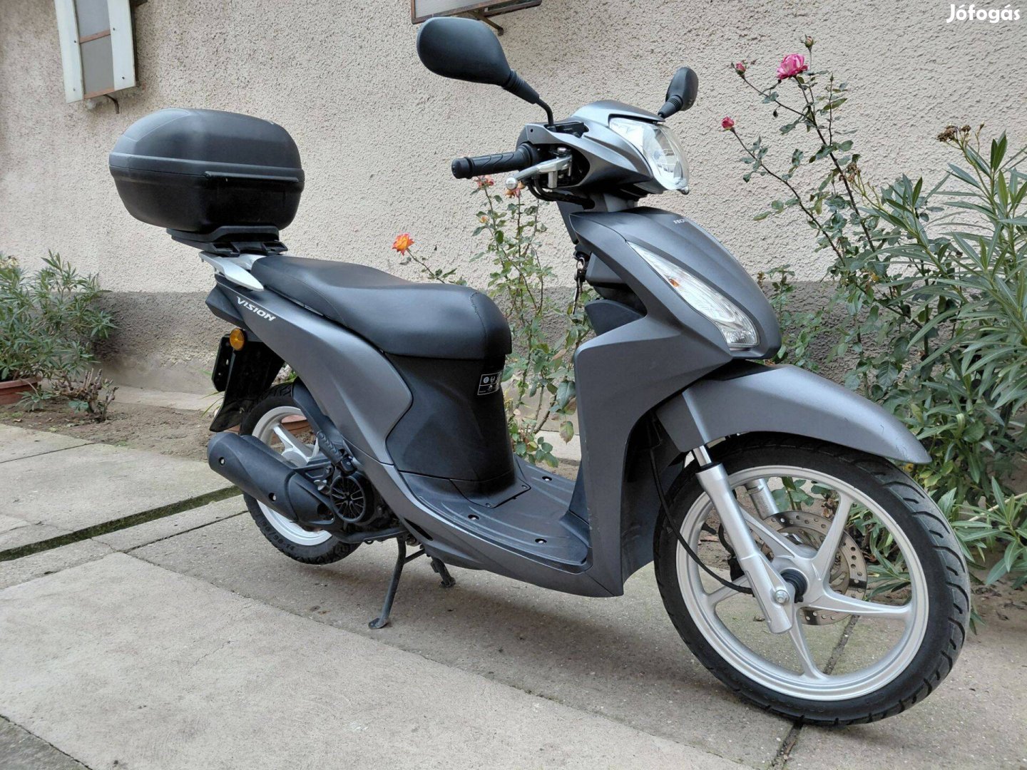 Honda Visíon 50/110 4-T Erős Dinamikus Robógózás