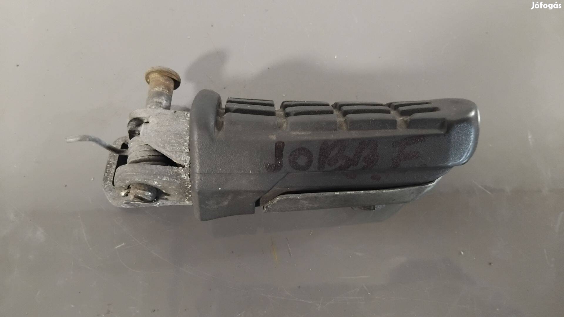 Honda XLV 650 Transalp Jobb első lábtartó tüske