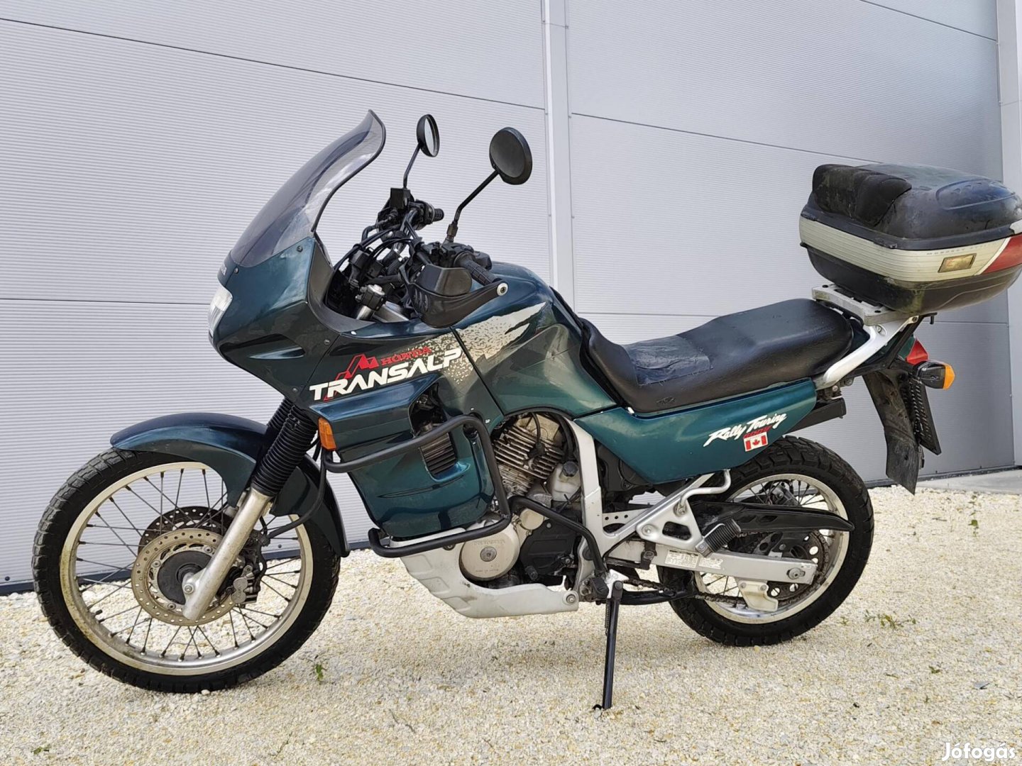 Honda XL 600 V Transalp gyárias + givi doboz
