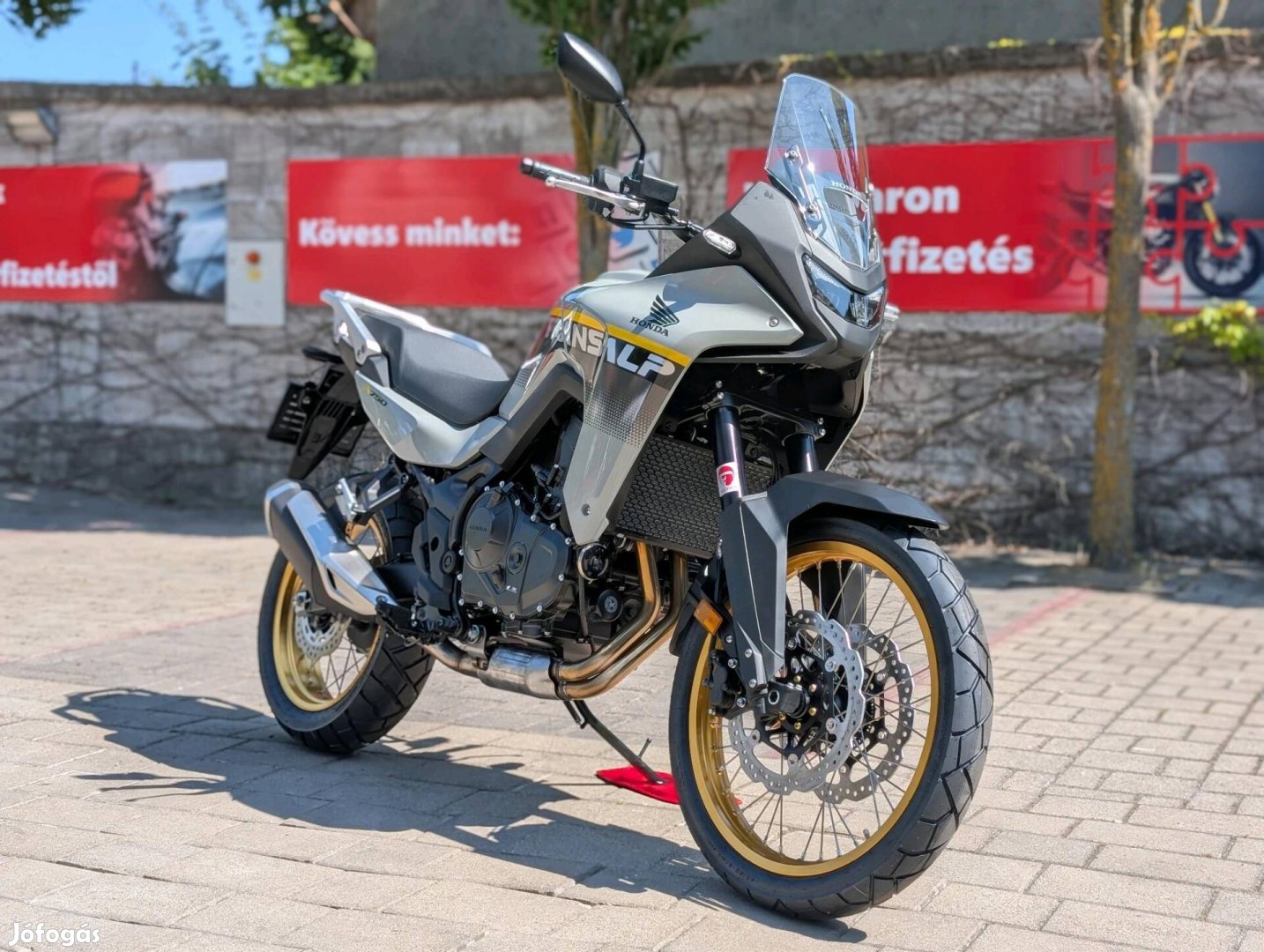 Honda XL 750 6 év kiterjesztett gyártói jótállá...