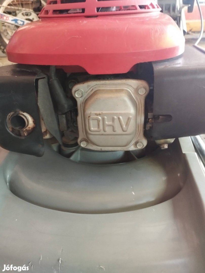 Honda  fűnyíró eladó.