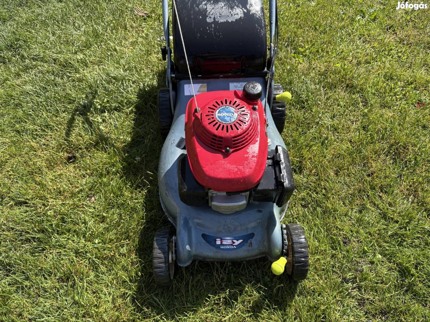 Honda benzinmotoros fűnyíró 