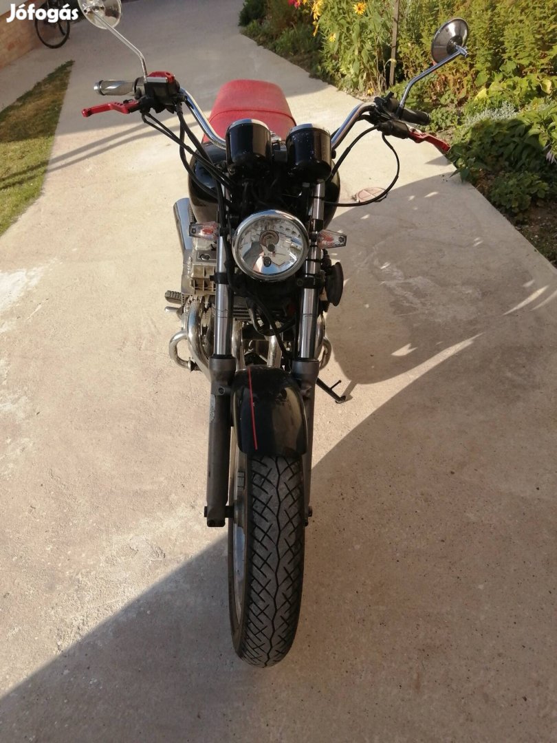 Honda cb 750 nichawk