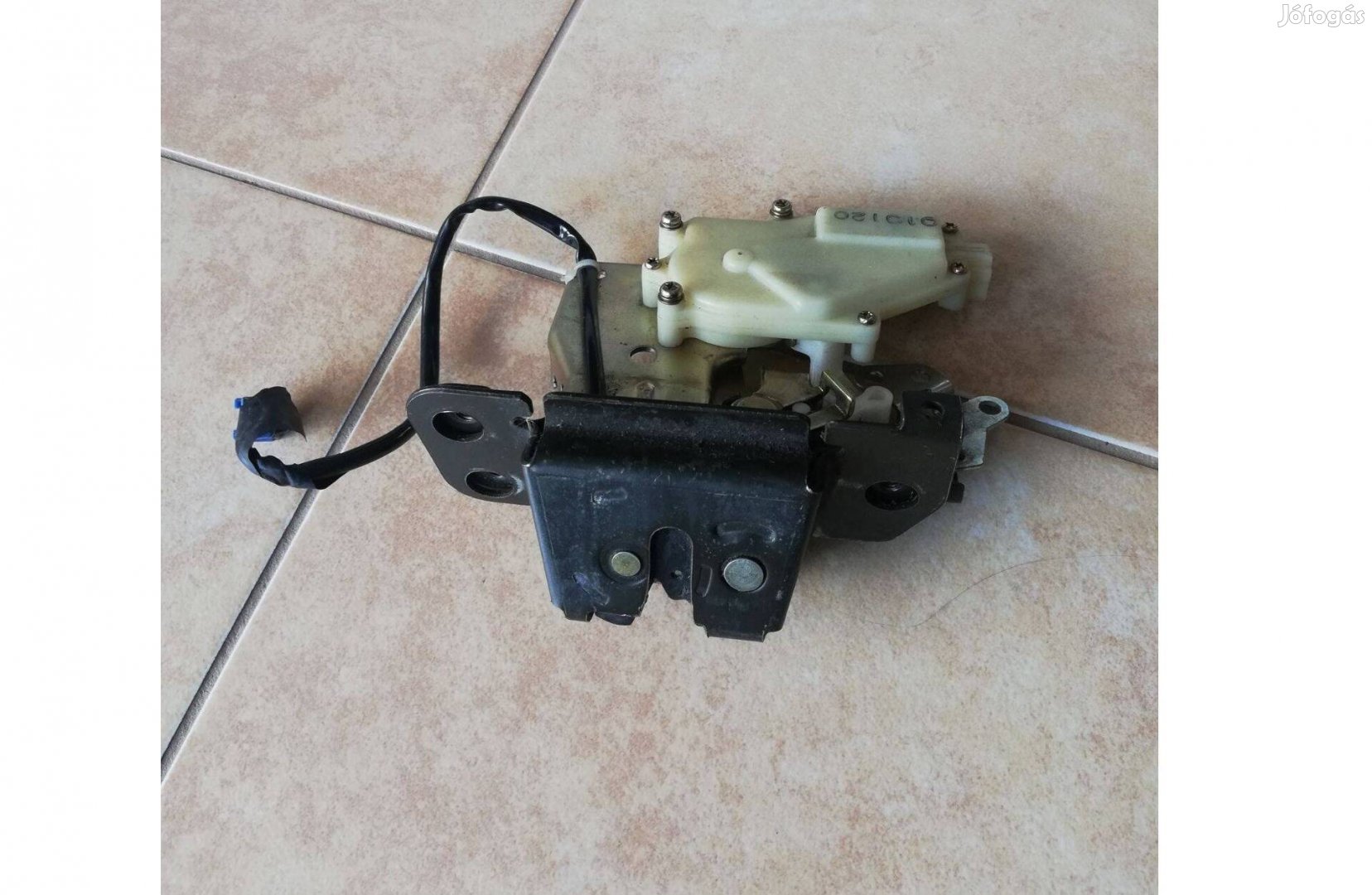 Honda civic 7 gen. csomagtartó zár