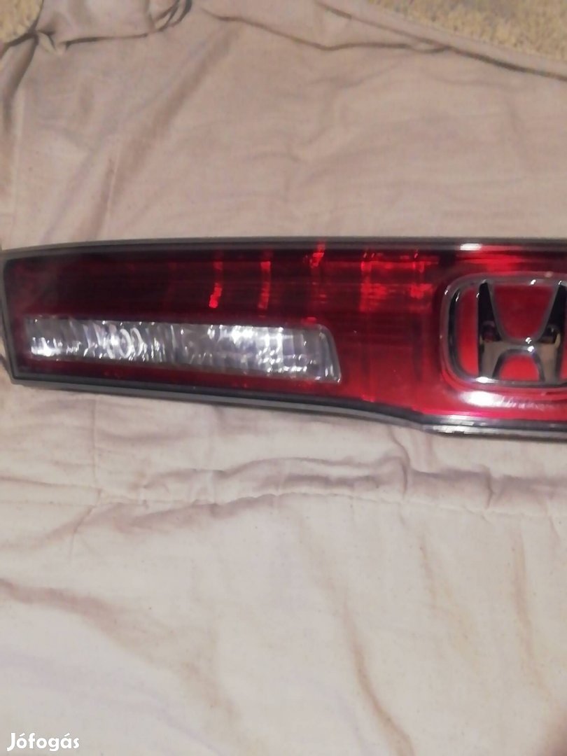 Honda civic 8 gen hátsó lámpák. 