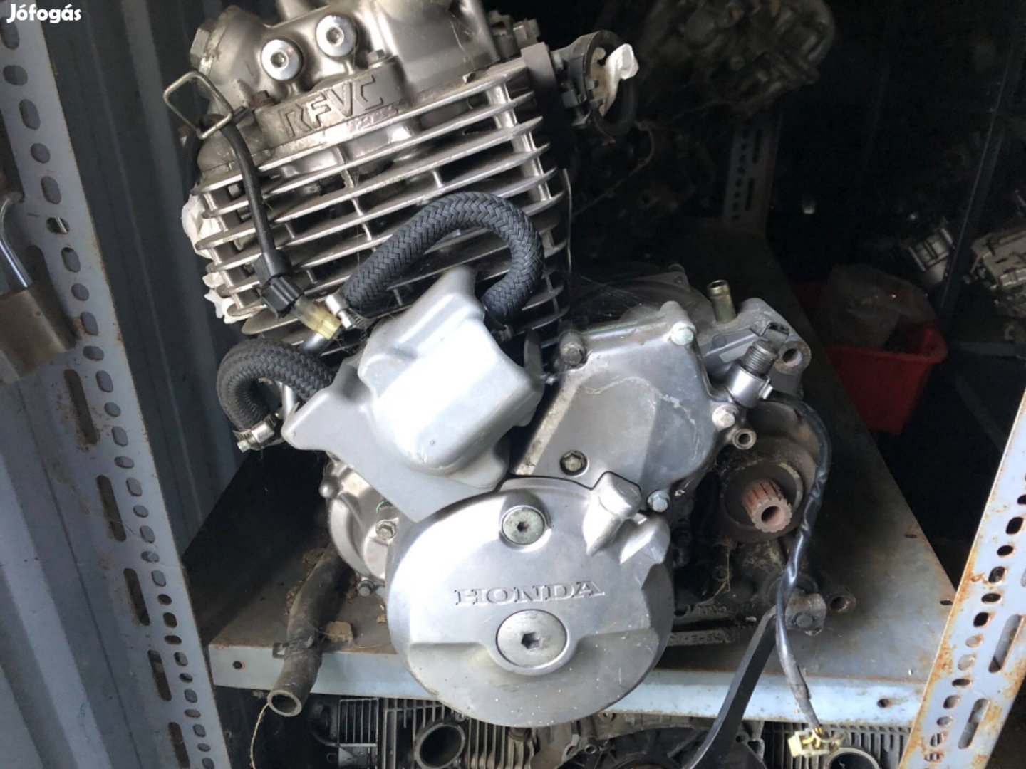 Honda dominator 650 alkatrészek