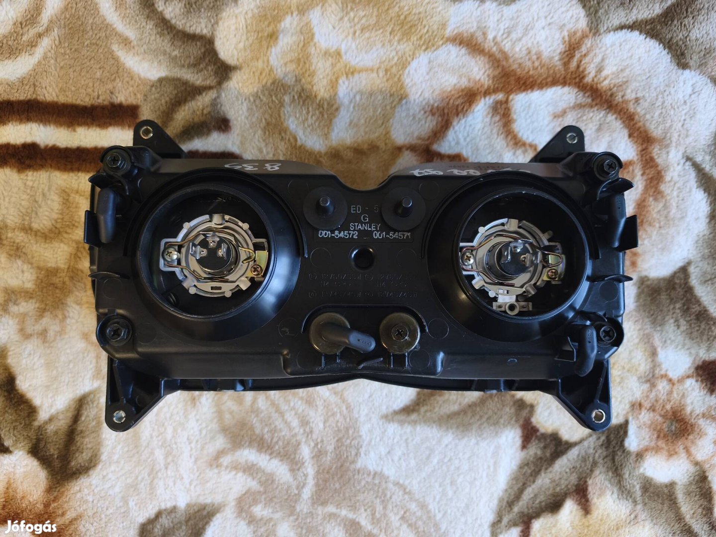 Honda és Yamaha lámpa 