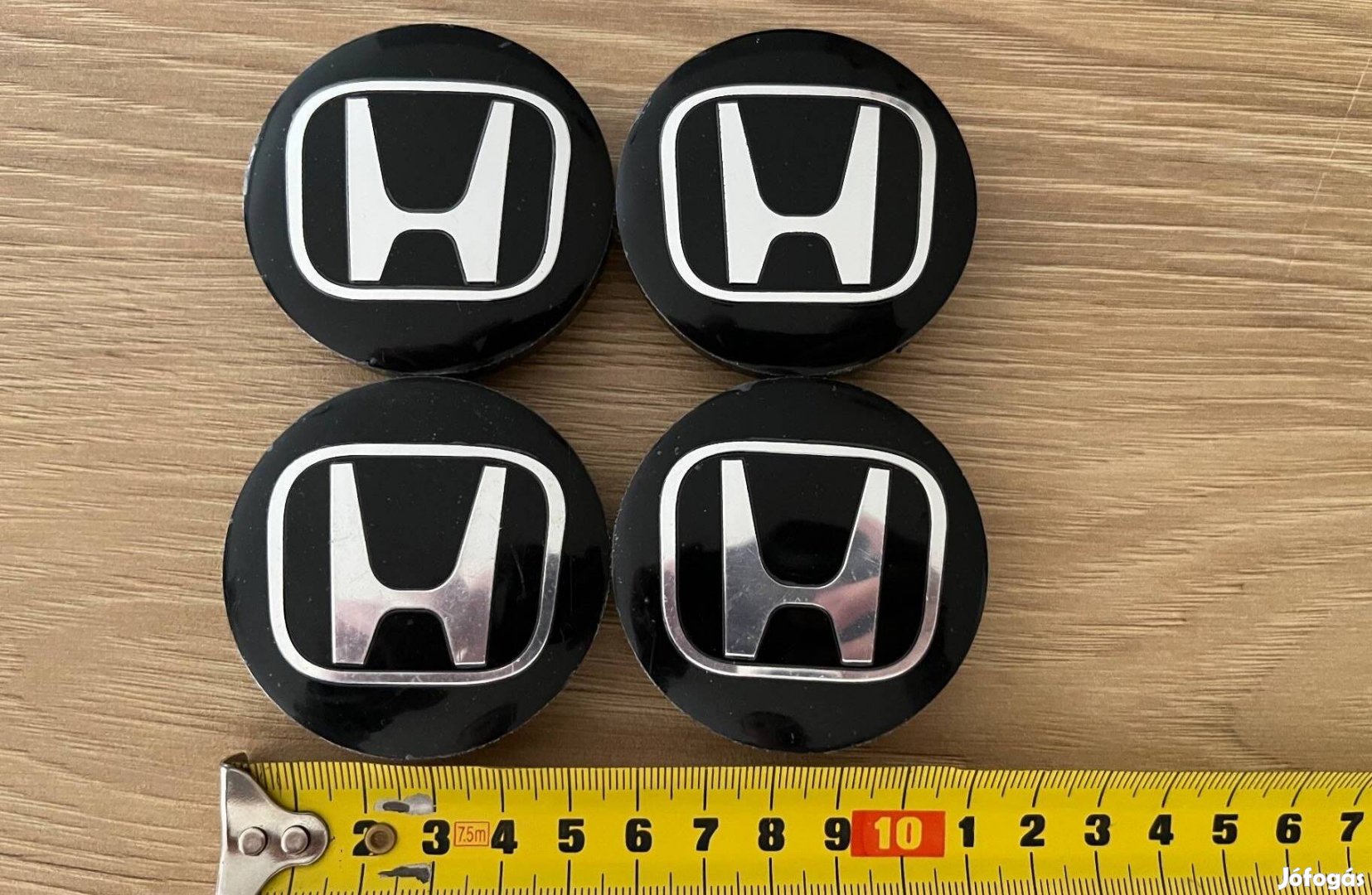 Honda felni közép kupak szett 4 db fekete, króm logó