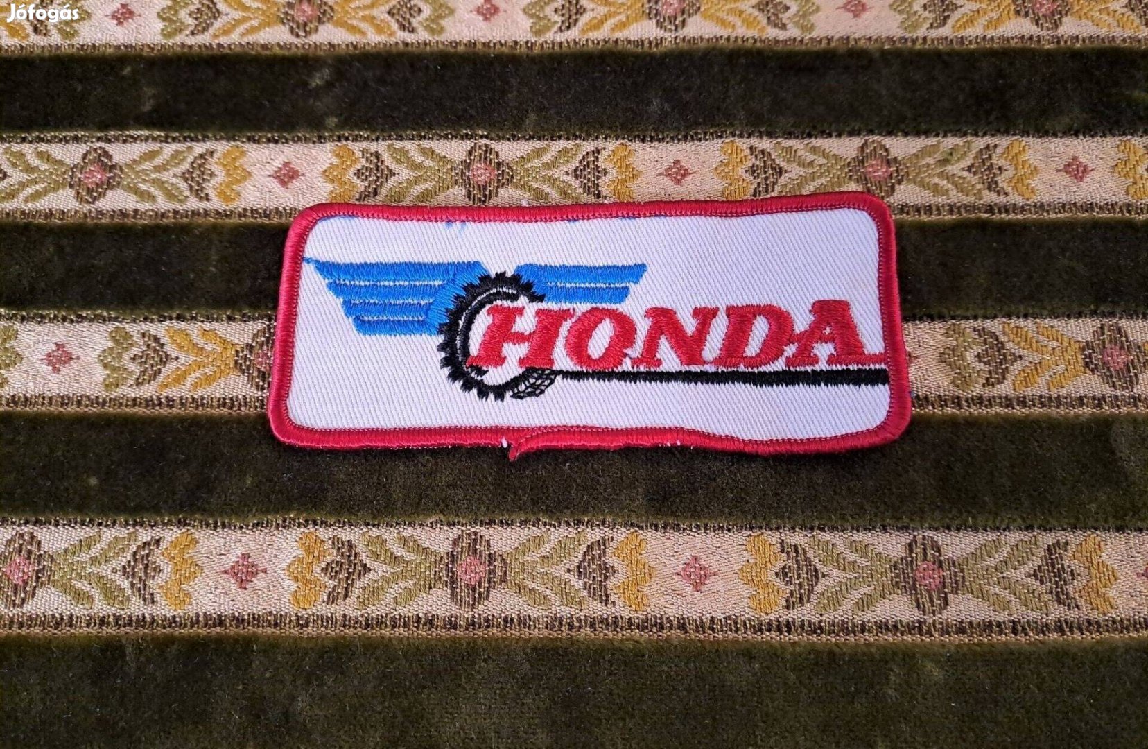 Honda felvarró