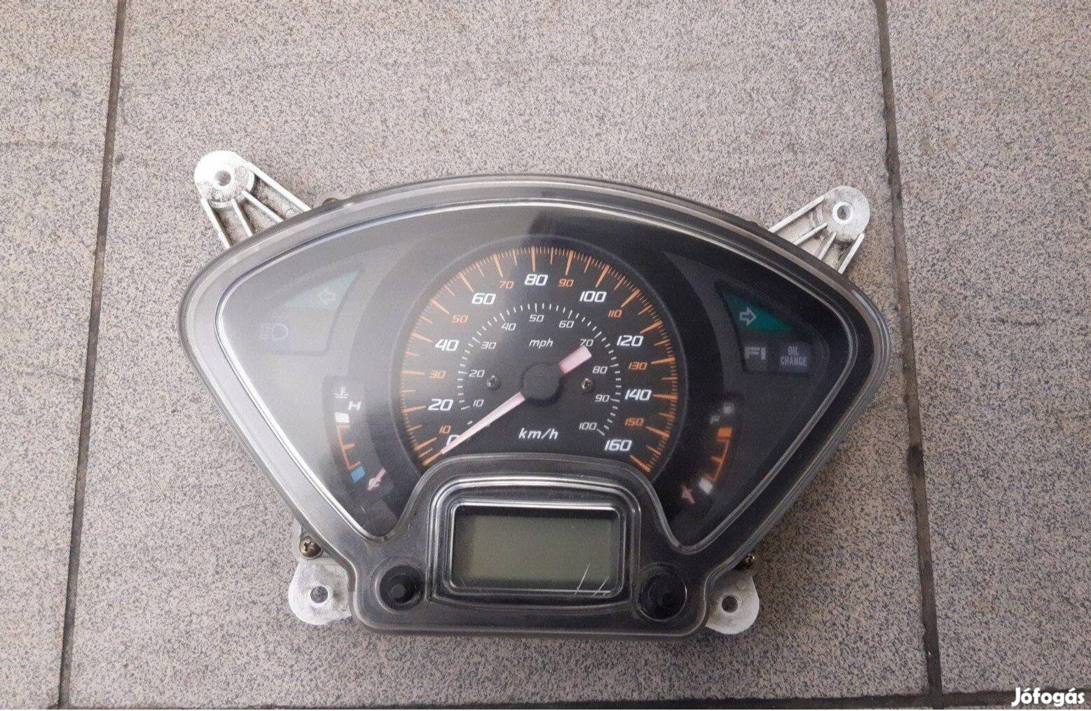 Honda fes 125-150 Pantheon 03-05 műszerfal