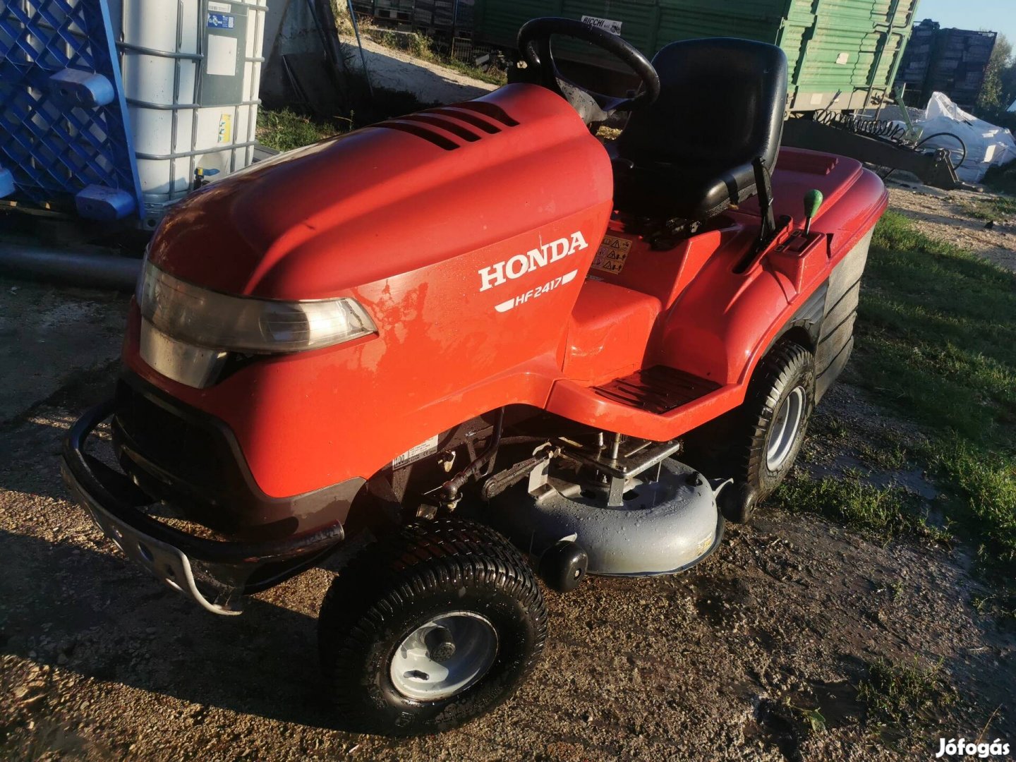 Honda fűnyíró traktor eladó!