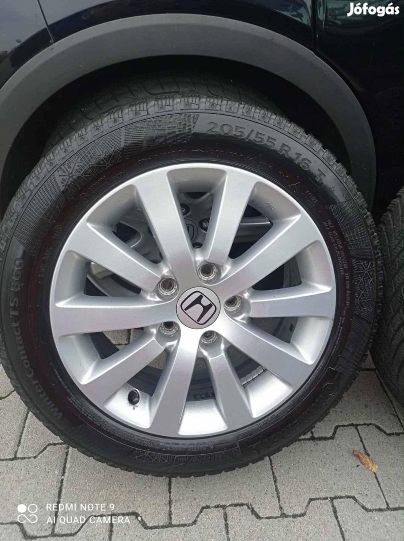 Honda gyári 16" alufelni szett Continental téli gumival 205/55 R16