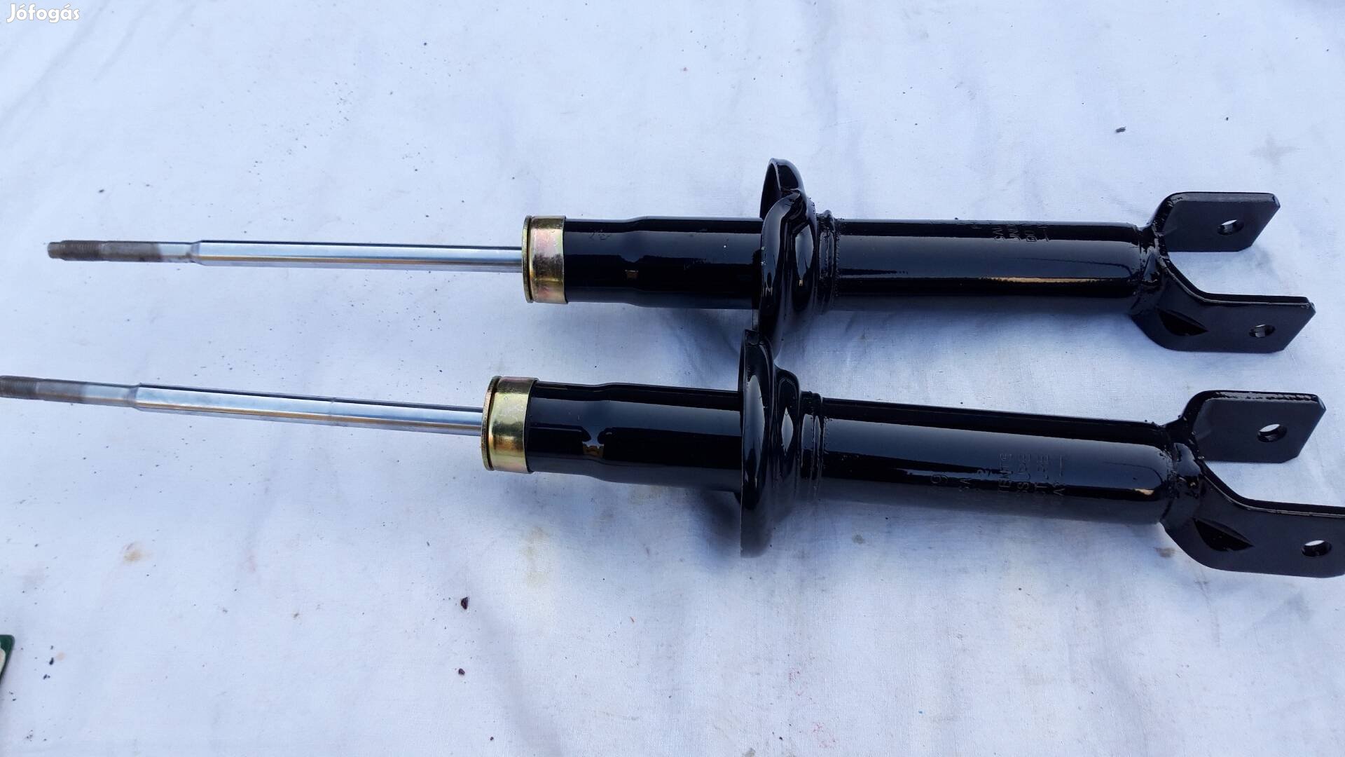 Honda hátsó lengéscsillapitó Civic IV,V,VI és Crx II,III hoz új 