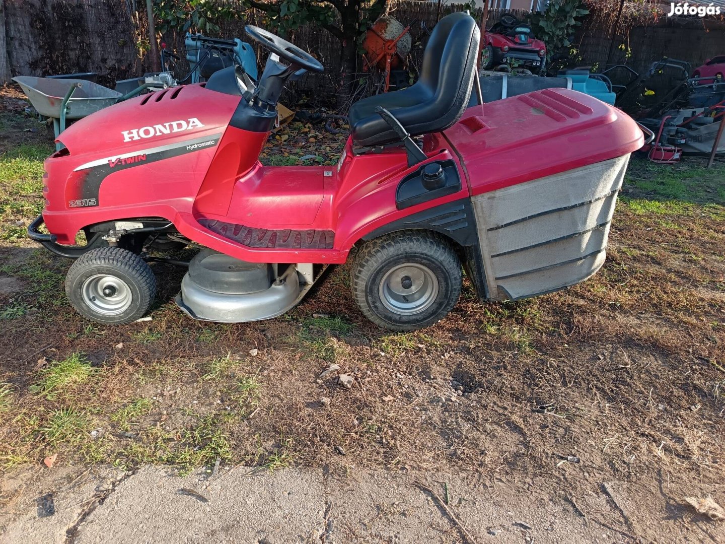 Honda hf2315 fűnyíró traktor 