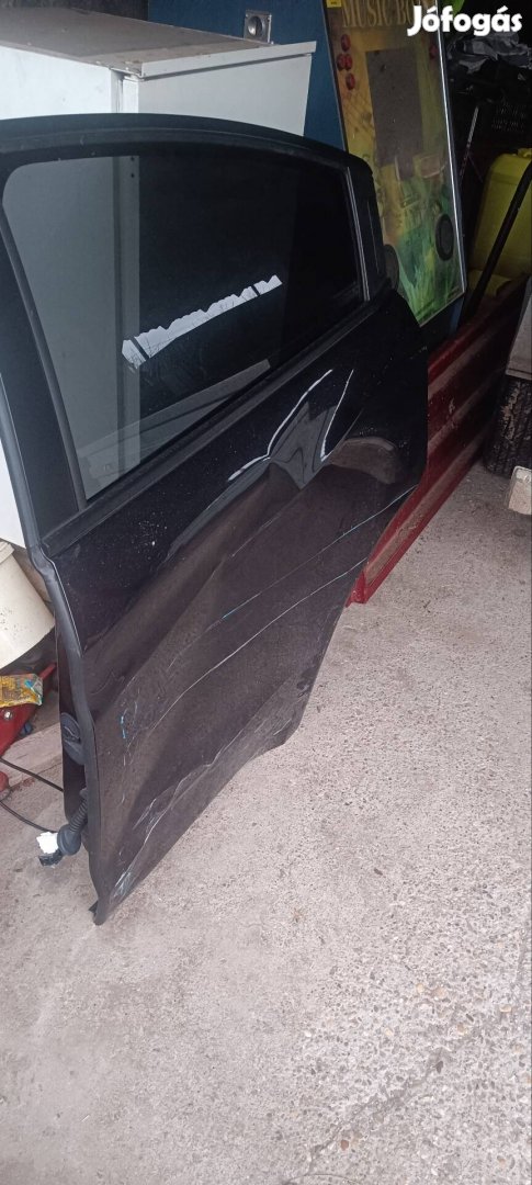 Honda hrv bal hátsó ajtó eladó