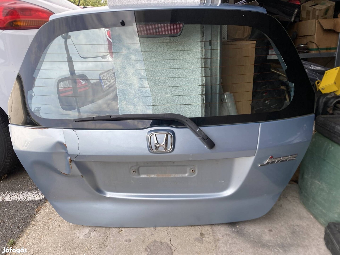 Honda jazz csomagtér ajtó