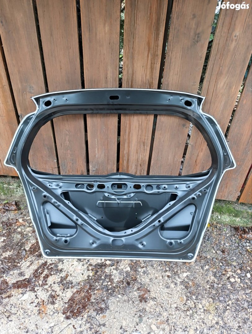 Honda jazz vadonatúj csomagtér ajtó 2008-2014-ig