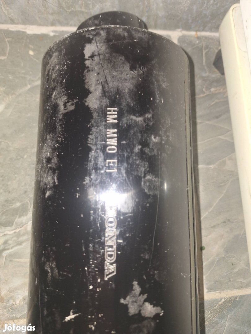 Honda kipufogo elado