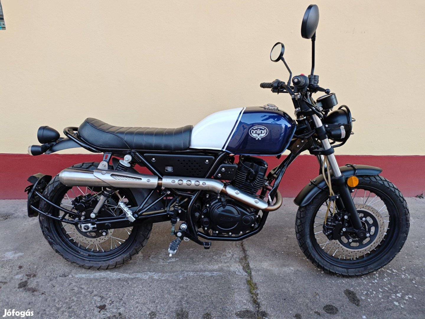 Honda licenc cafe racer: Online RT 125