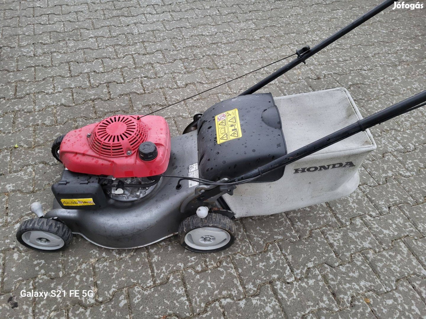 Honda motoros - önjáró+gyűjtős fűnyíró
