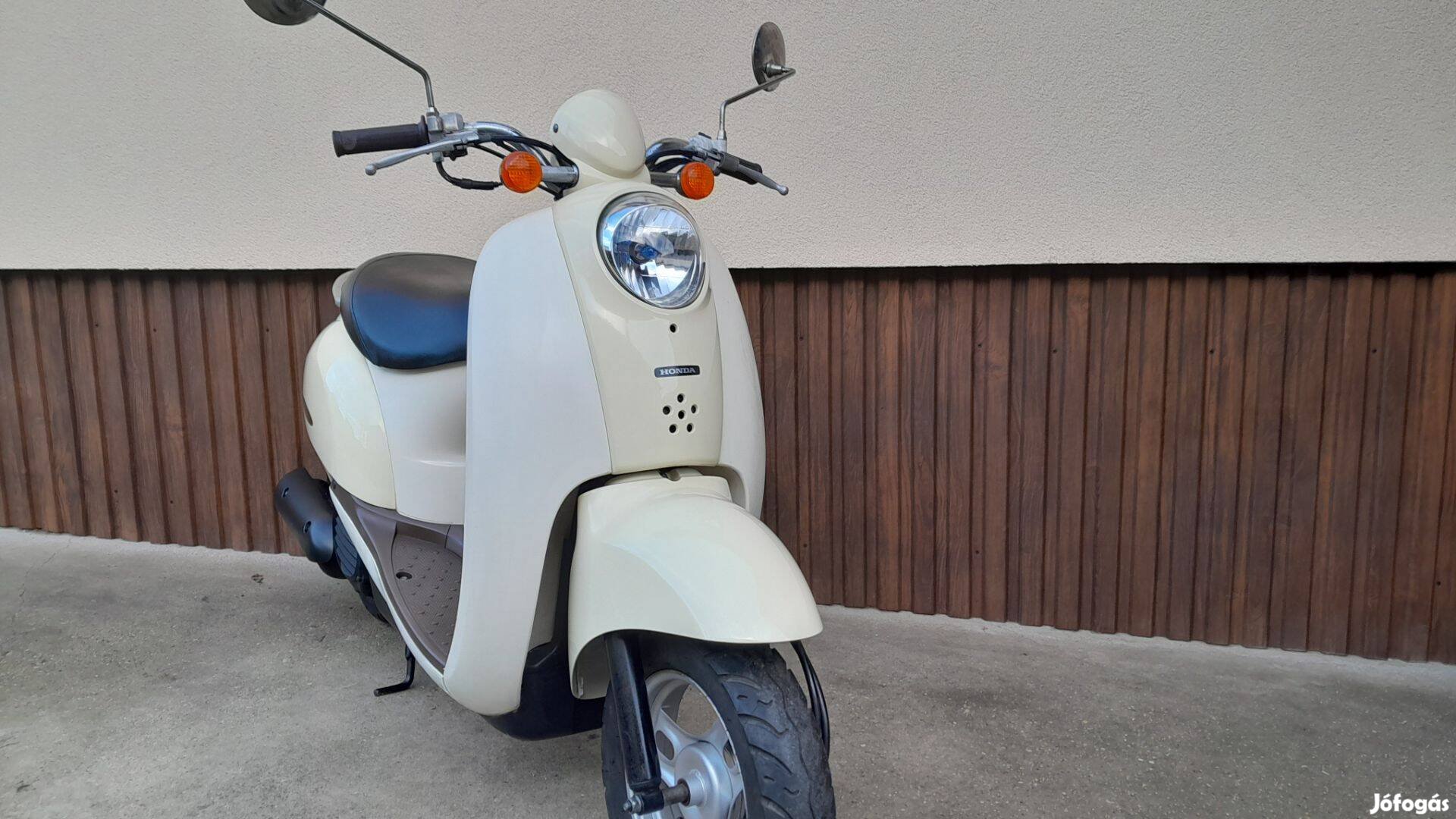 Honda scoopy megkímélt állapotban házhoz is