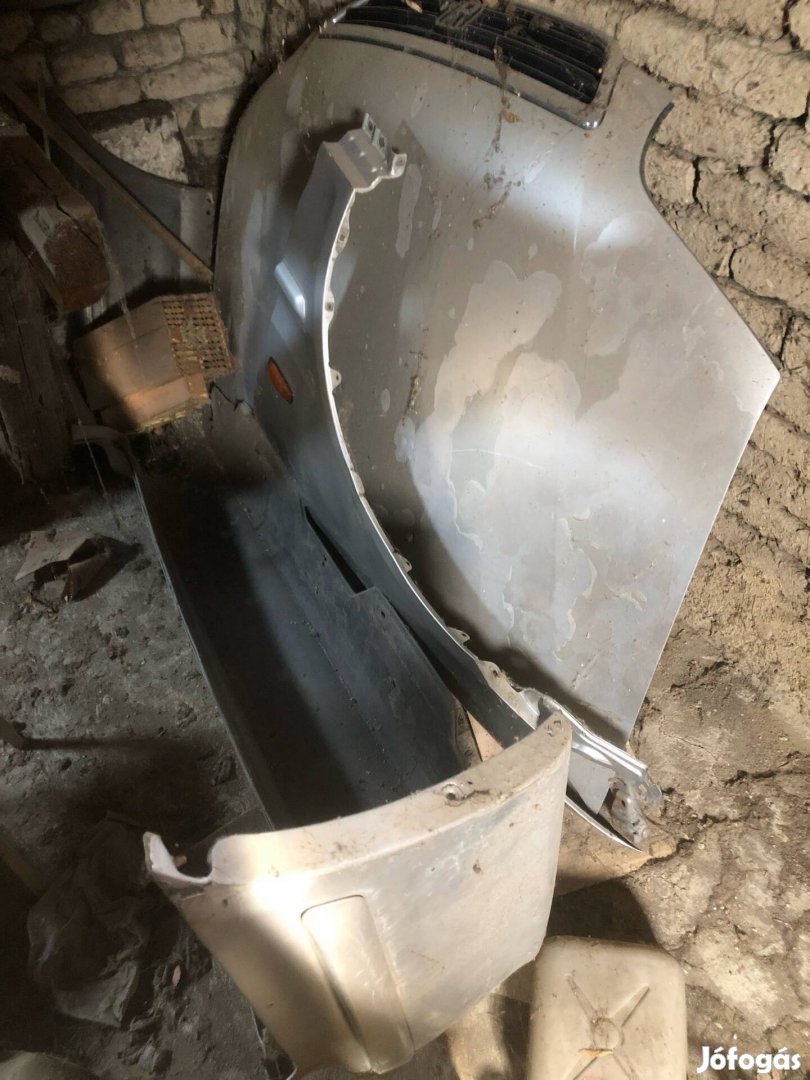 Honda shuttle 2.3i es karosszéria elemek