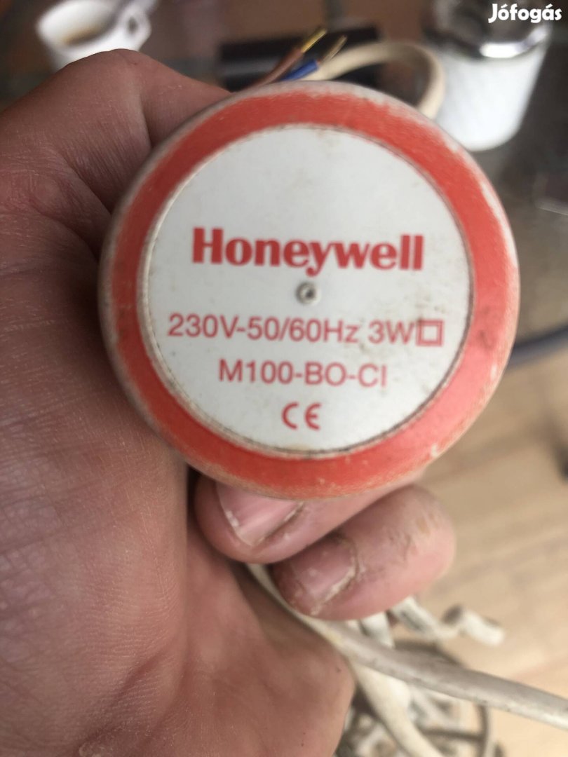 Honeywell és ciat thermoelektromos mozgató 3db