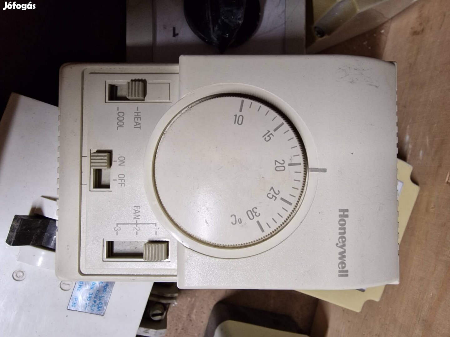 Honeywell termosztát T6371B1017 