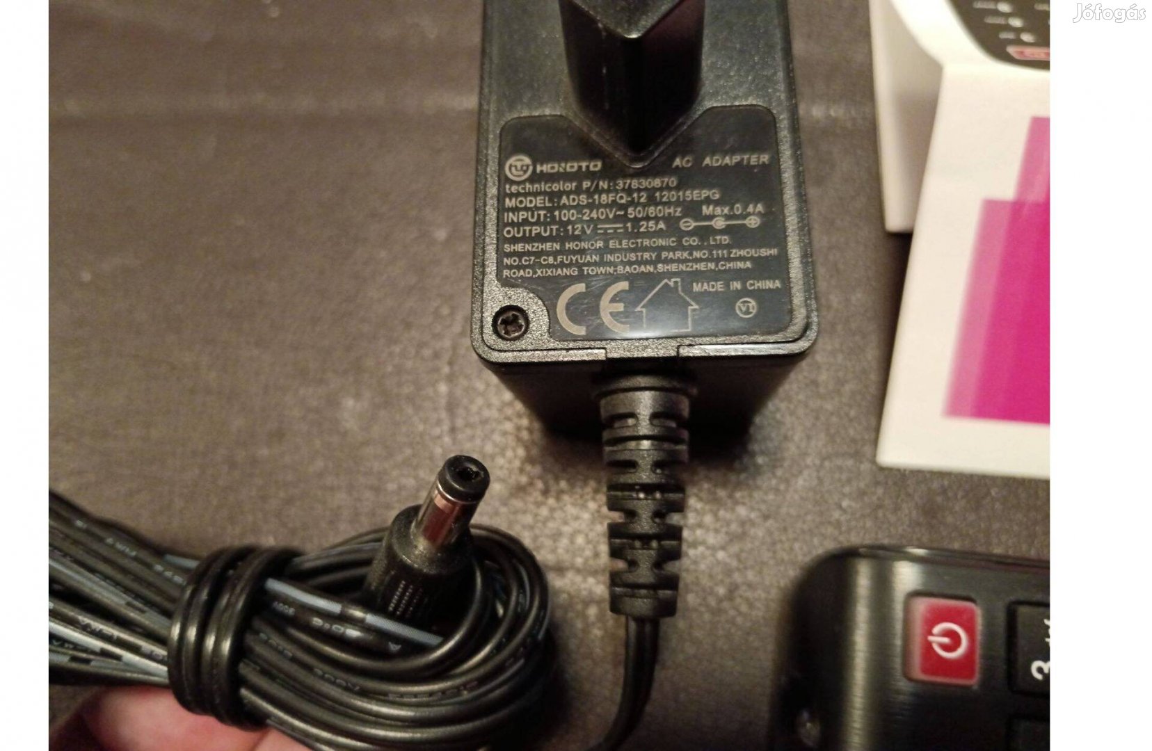 Honor AC adapter trafó 12V ,áramátalakító tápegység vadonat új