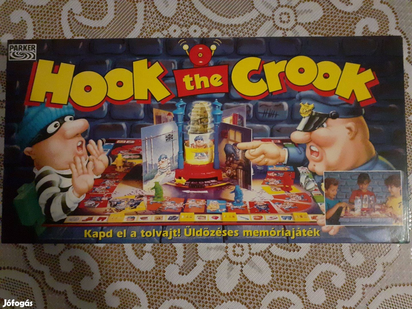 Hook the Crook retro társasjáték