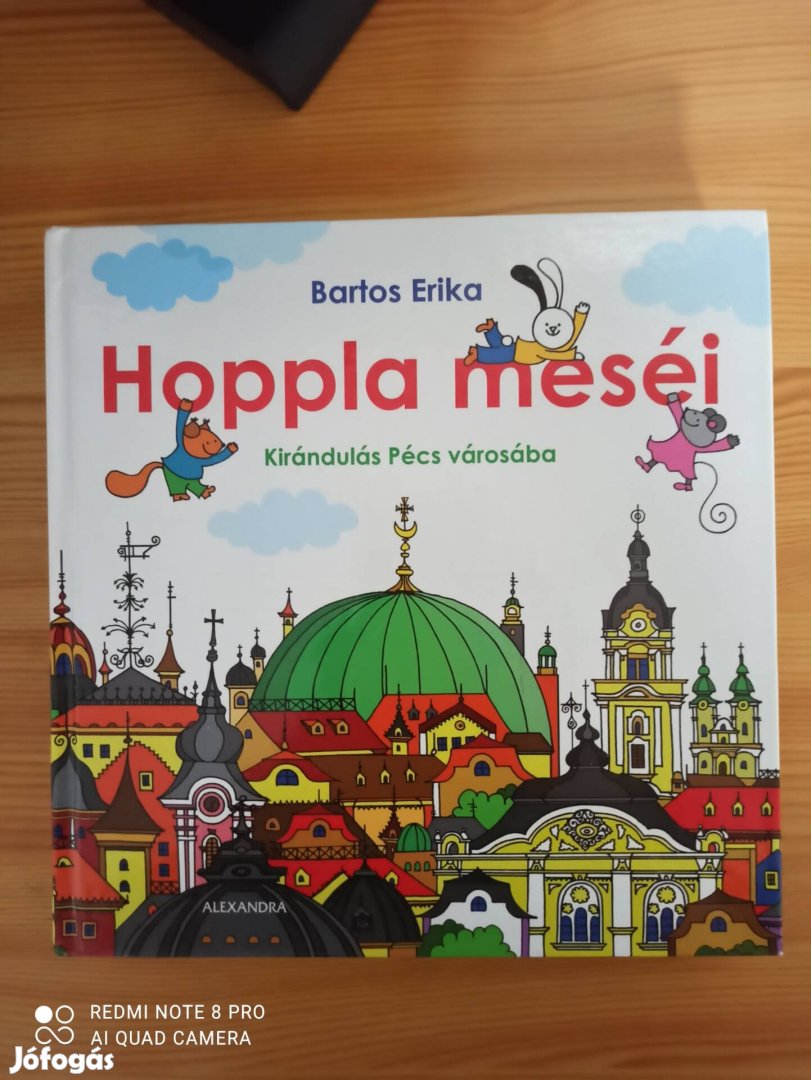 Hoppla meséi keményborítós könyv eladó, újszerű! 