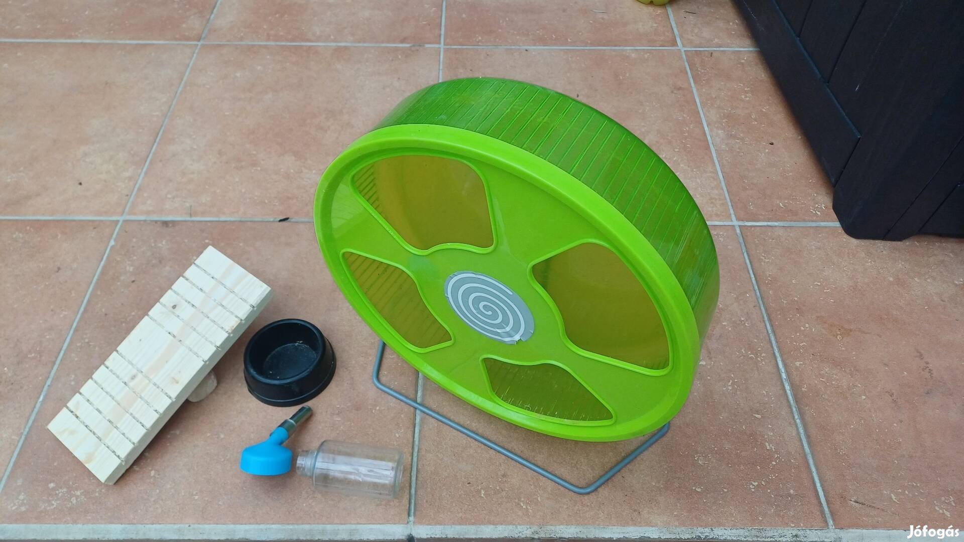 Hörcsögnek kellékek eladó