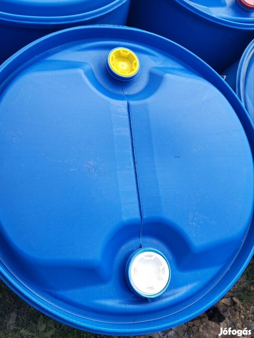 Hordó 220 L Műanyaghordó kukorica esővíz