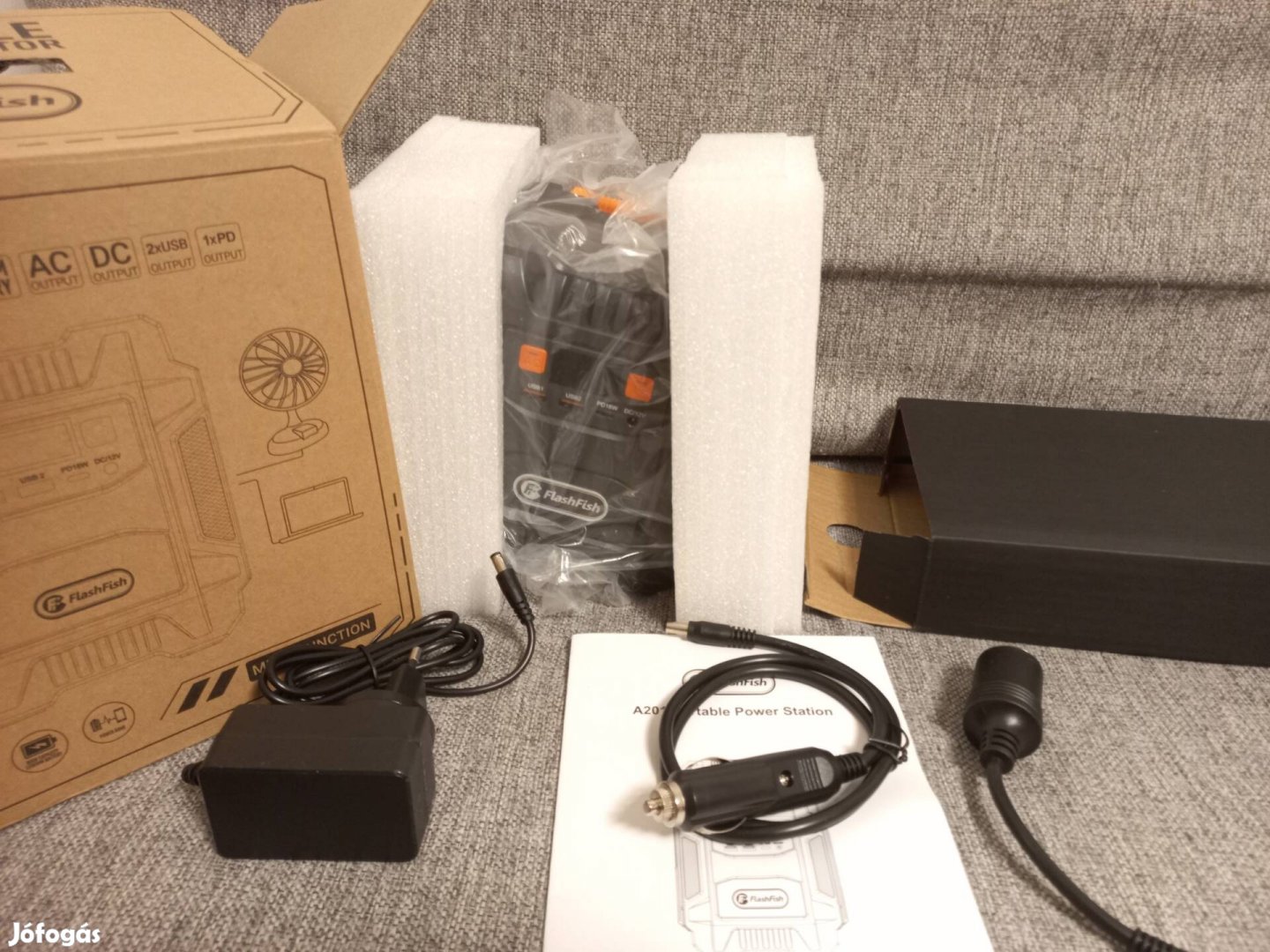 Hordozható Erőmű - Portable Power Station 172Wh