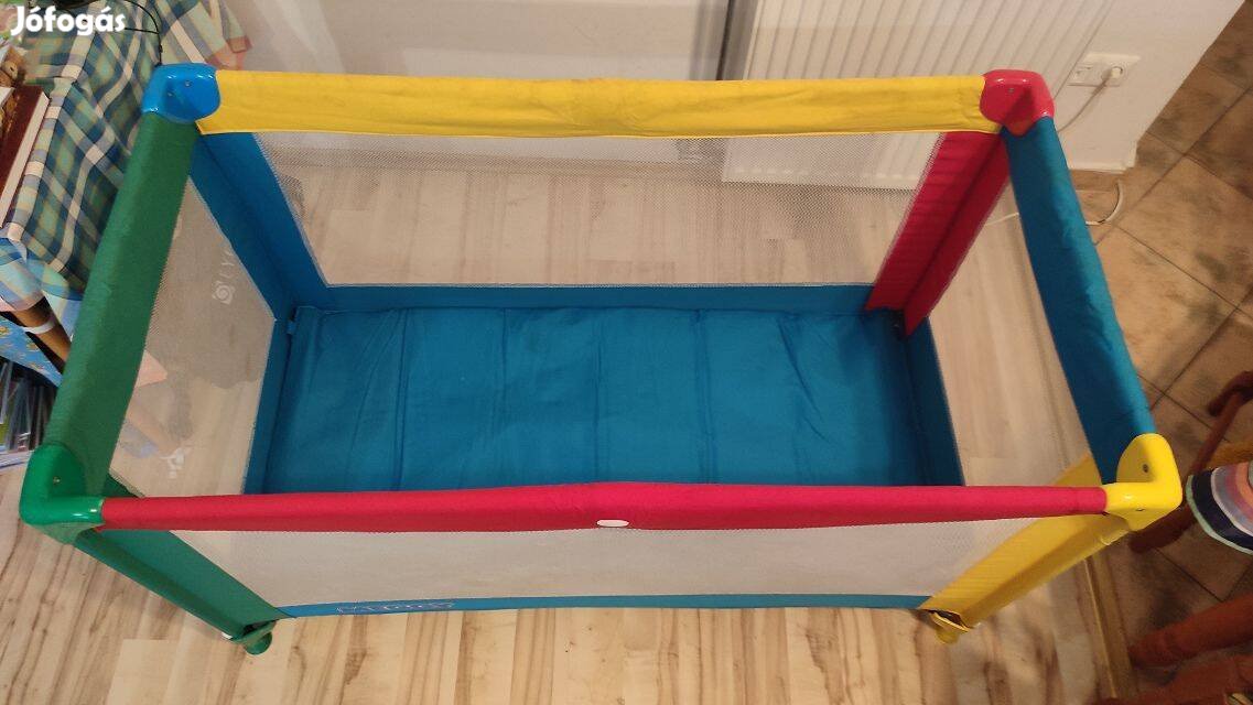 Hordozható gyerekágy