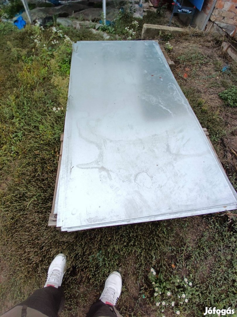 Horganyzott lemez 125x250