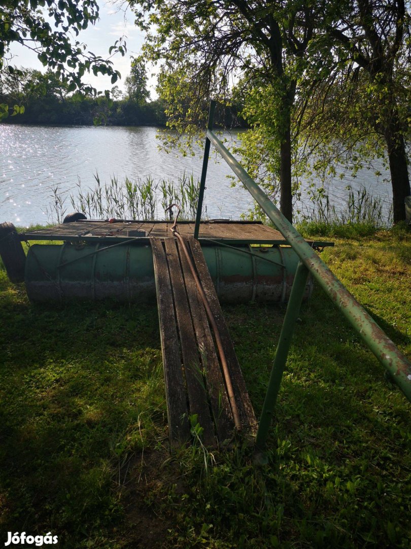 Horgászstég eladó
