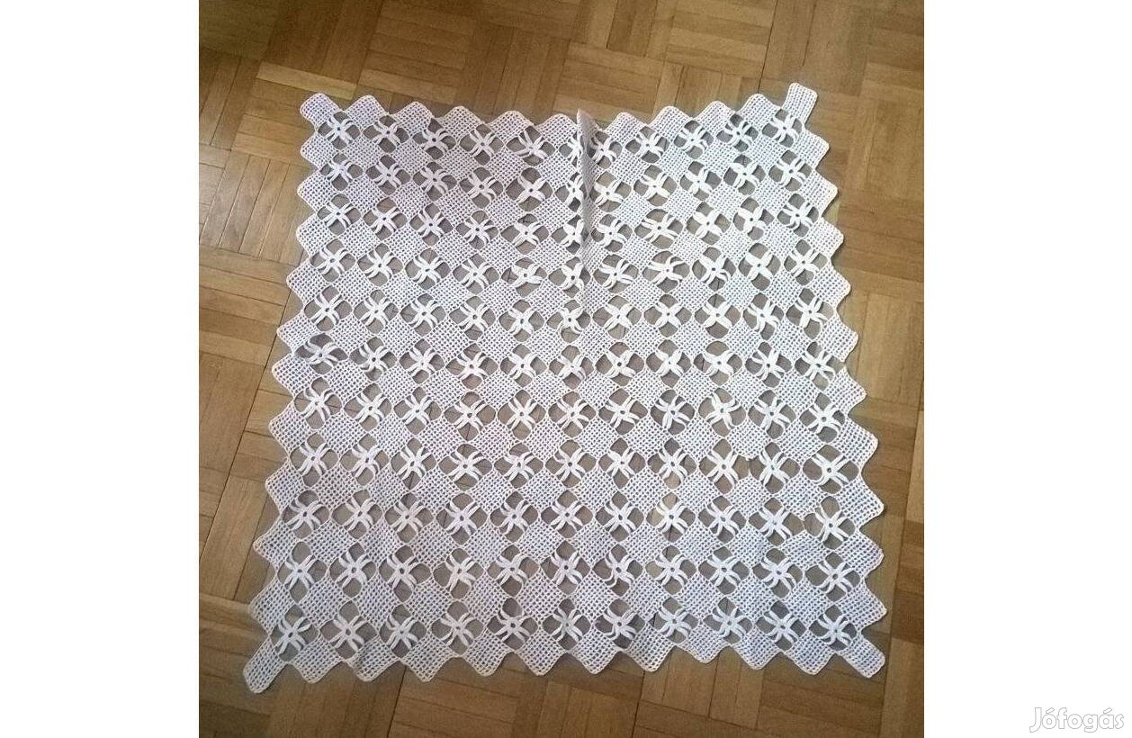 Horgololt asztalterítő eladó