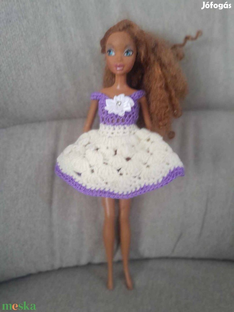 Horgolt ruha Barbie típusú babára. (7). Új. Kézműves termék
