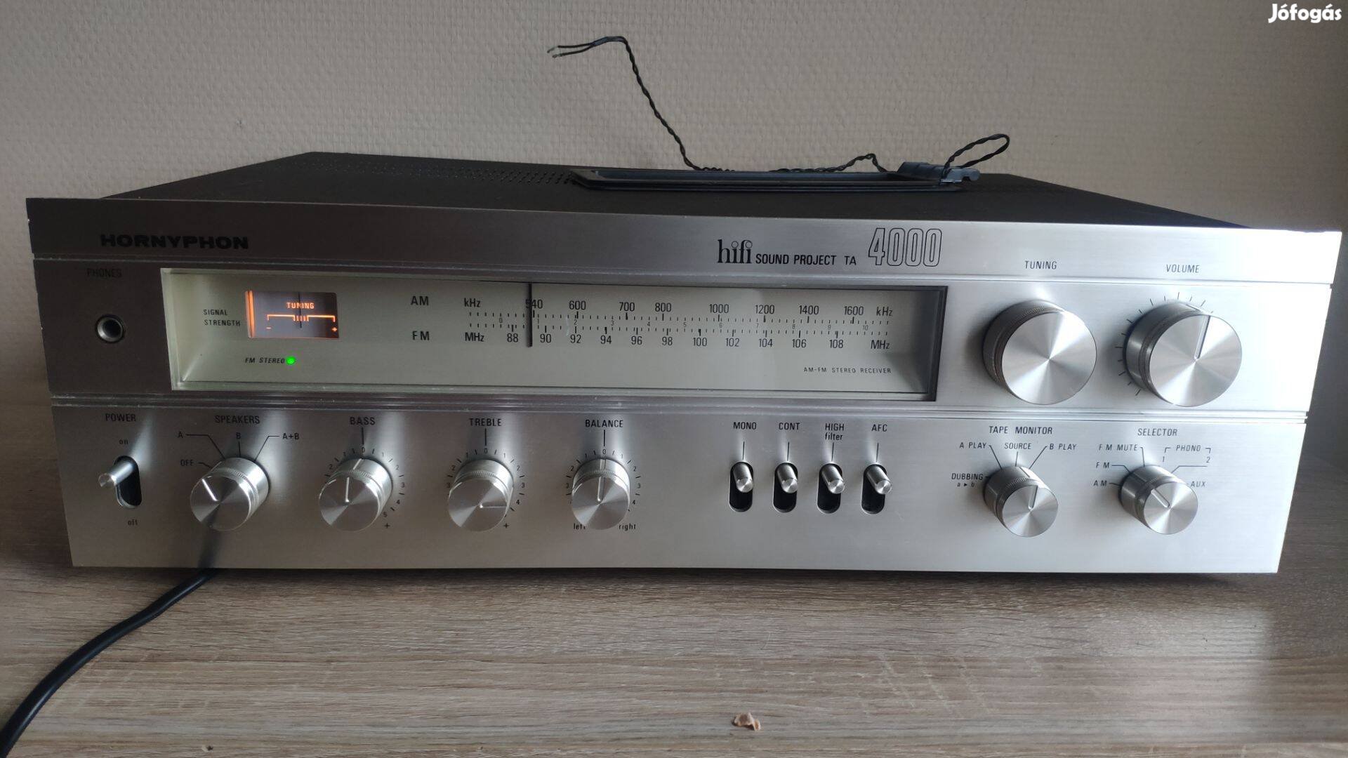 Hornyphon T 4000 vintage erősítő