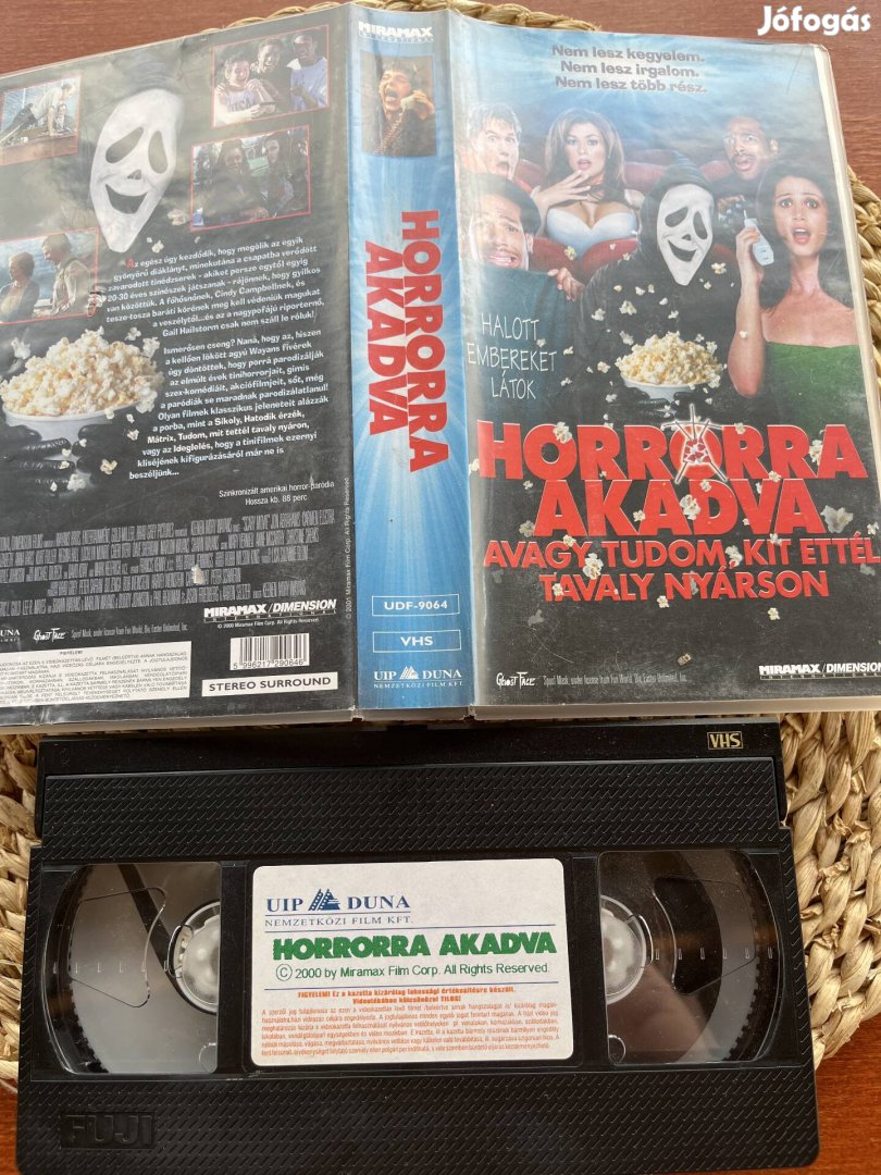 Horrorra akadva vhs kazetta