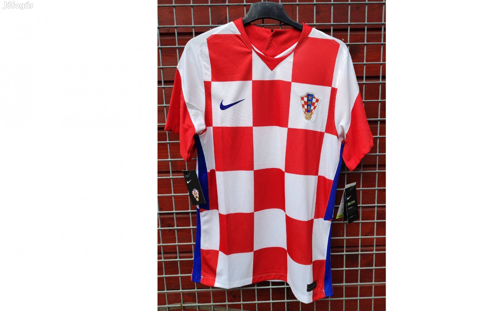 Horvát válogatott eredeti Nike piros fehér 2020-as mez (M)
