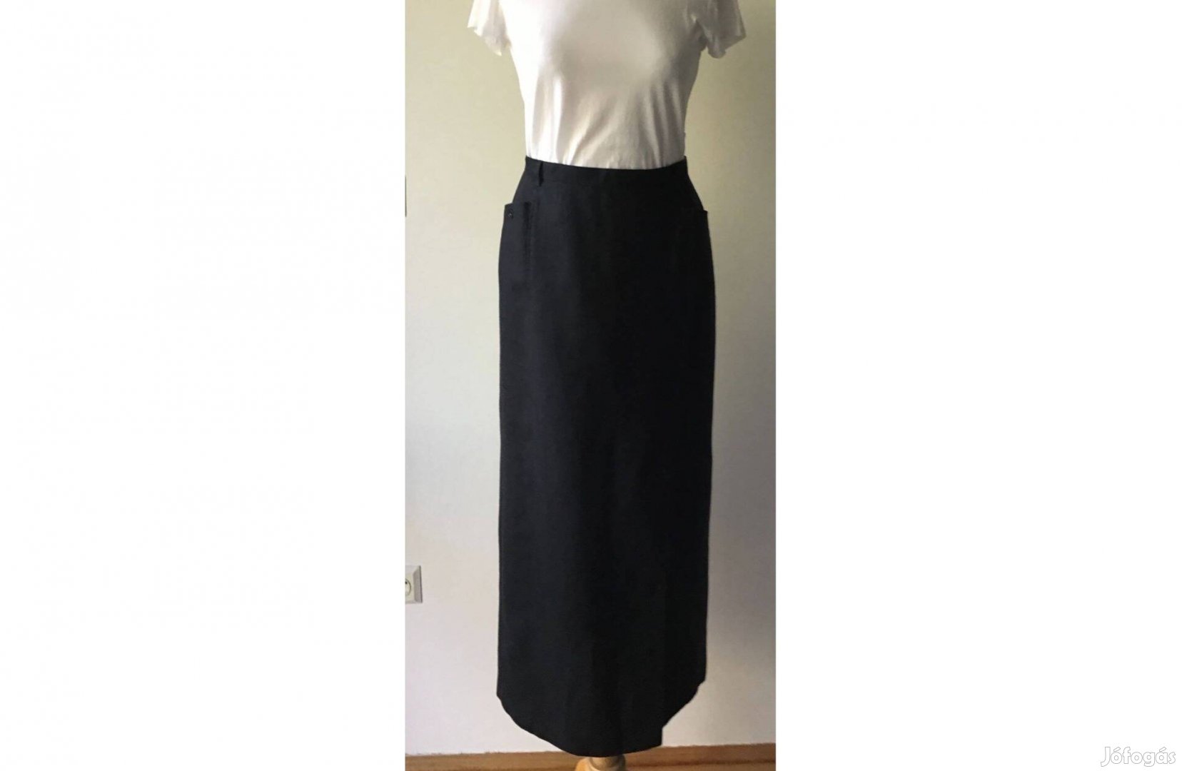Hosszú, fekete, szép szoknya. 100% len. (78 cm derékb.) 40-es